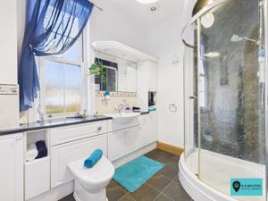 Ground Floor Bathroom- click for photo gallery